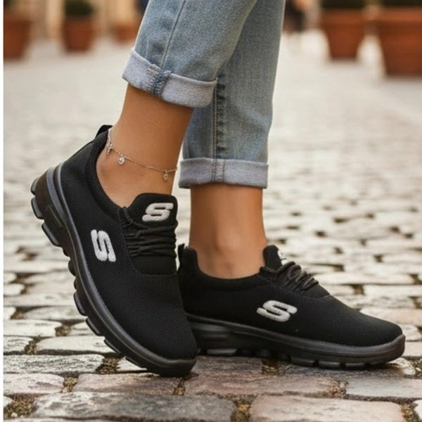 کفش راحتی اسکیچرز شیما